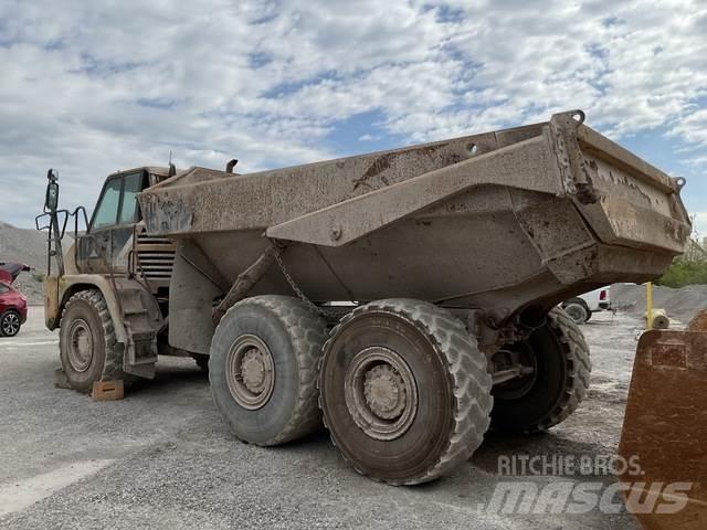 CAT 730 Rammestyrte Dumpere