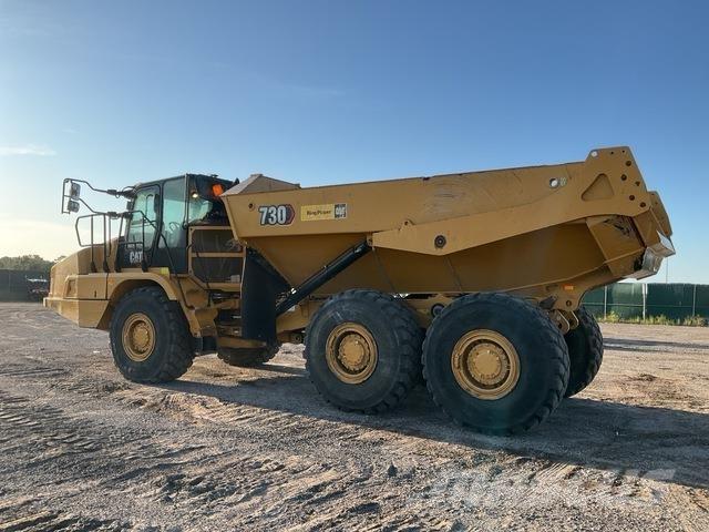 CAT 730 Rammestyrte Dumpere