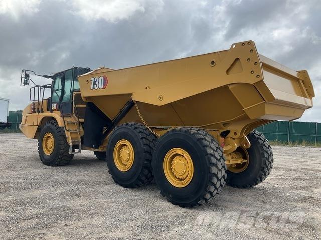 CAT 730 Rammestyrte Dumpere