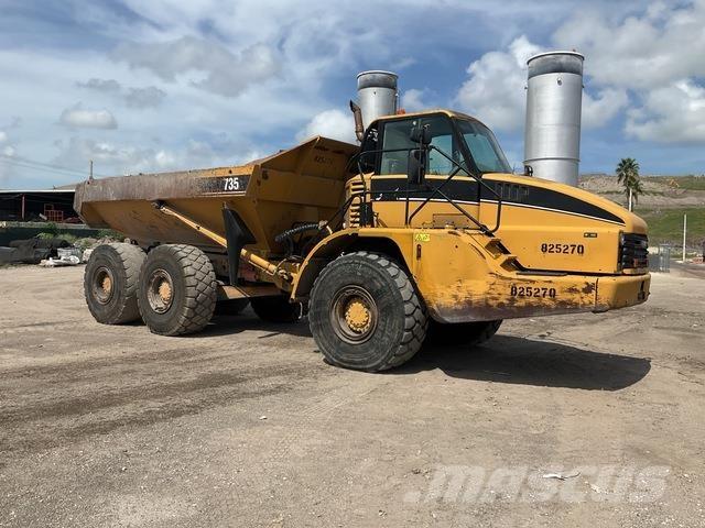 CAT 735 Rammestyrte Dumpere