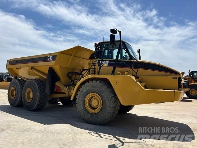 CAT 740 Rammestyrte Dumpere