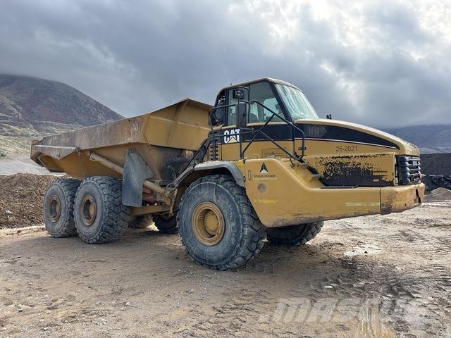 CAT 740 Rammestyrte Dumpere
