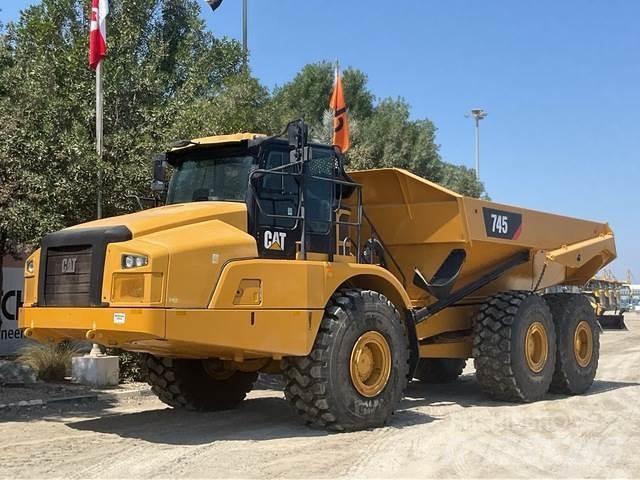 CAT 745 Rammestyrte Dumpere
