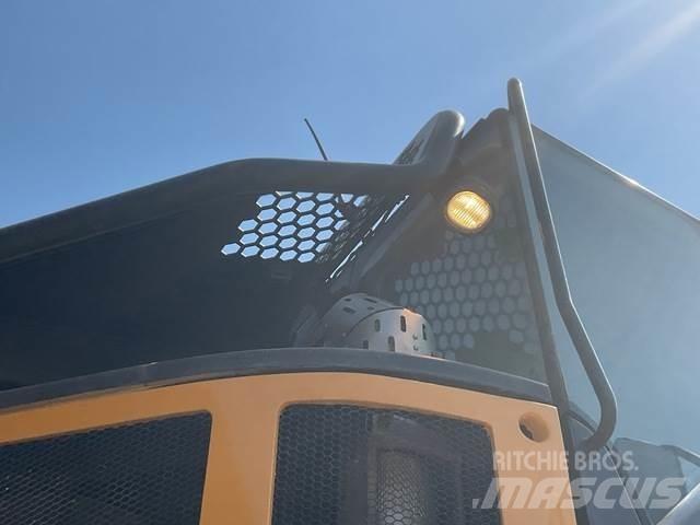 CAT 745 Rammestyrte Dumpere