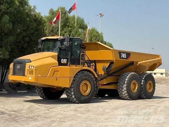 CAT 745 Rammestyrte Dumpere