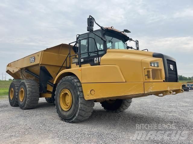 CAT 745 Rammestyrte Dumpere