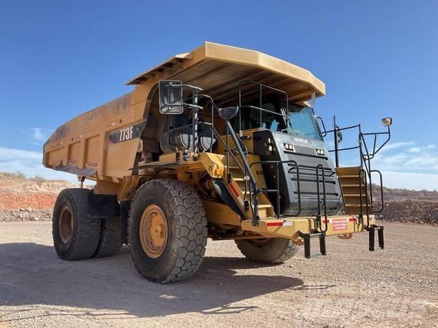 CAT 773F Rammestyrte Dumpere