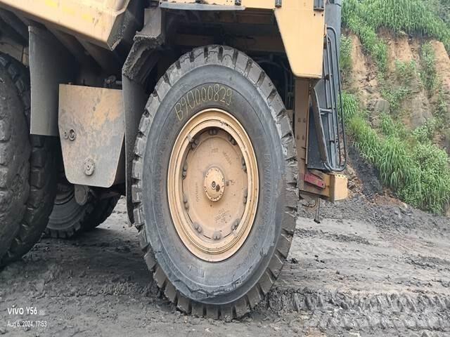 CAT 777E Rammestyrte Dumpere