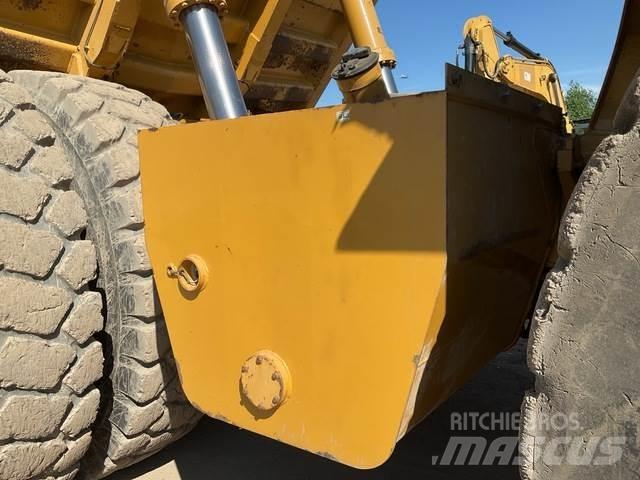 CAT 777F Rammestyrte Dumpere