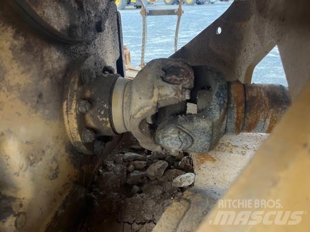 CAT 815B Anlegg - Annet