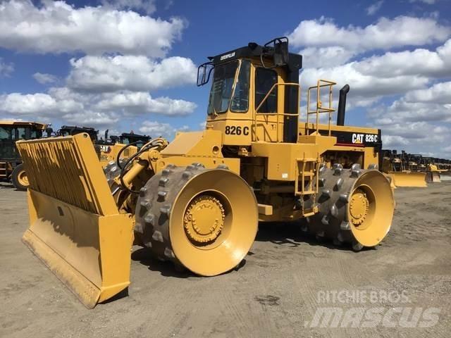 CAT 826C Hjullaster til komprimering