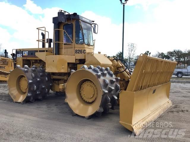 CAT 826C Hjullaster til komprimering
