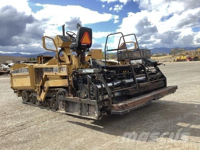CAT AP-1055B Asfaltutleggere