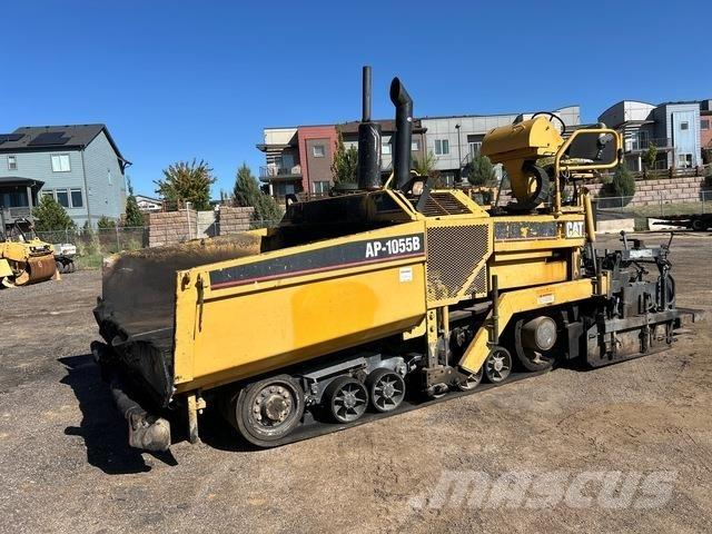 CAT AP-1055B Asfaltutleggere