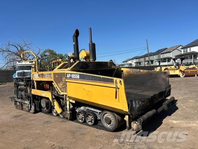 CAT AP-1055B Asfaltutleggere