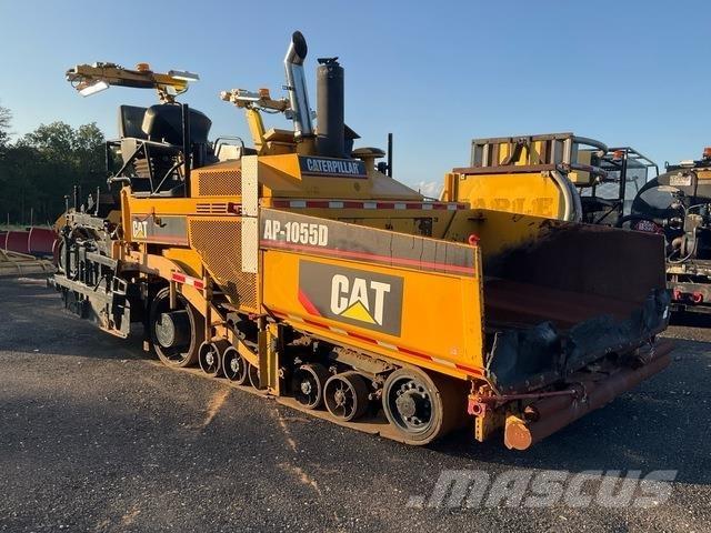 CAT AP-1055D Asfaltutleggere