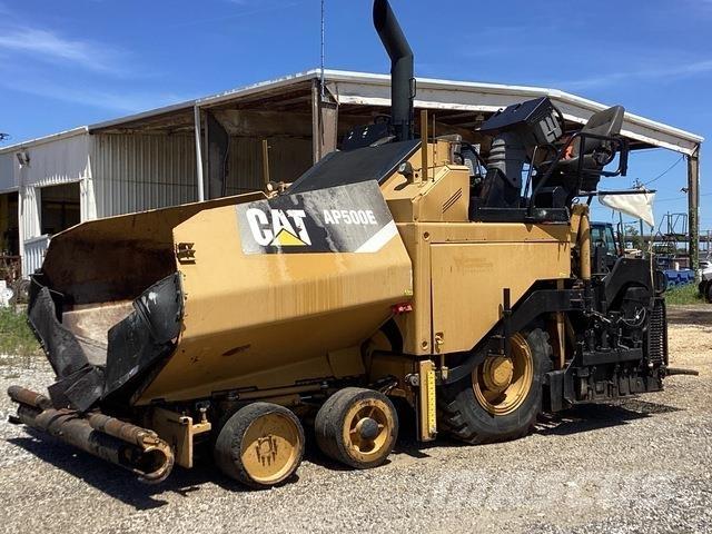 CAT AP 550E Asfaltutleggere