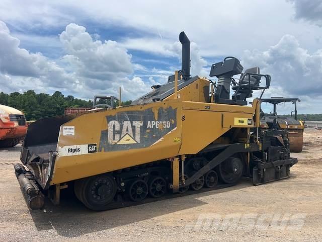 CAT AP-655D Asfaltutleggere