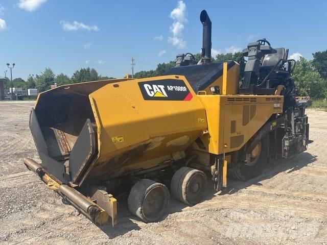 CAT AP1000F Asfaltutleggere