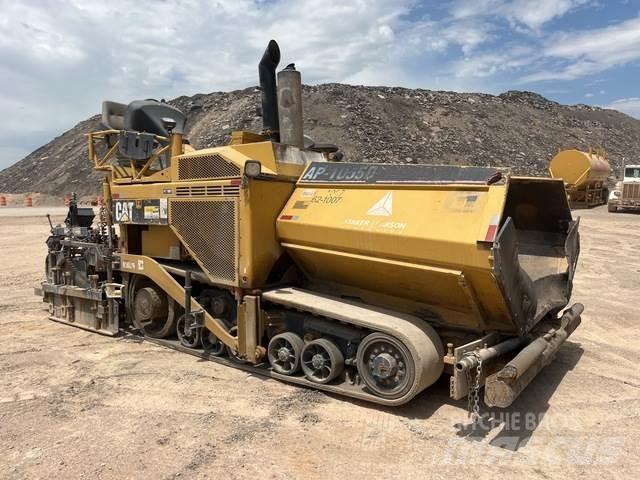 CAT AP1055D Asfaltutleggere