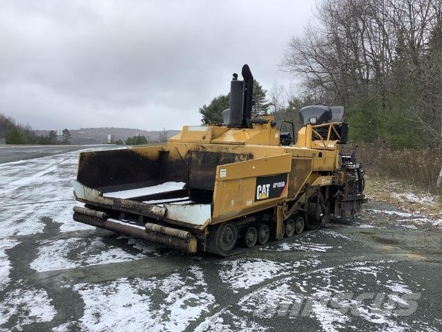 CAT AP1055D Asfaltutleggere