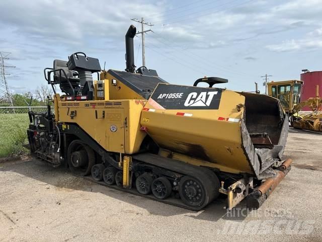 CAT AP1055E Asfaltutleggere