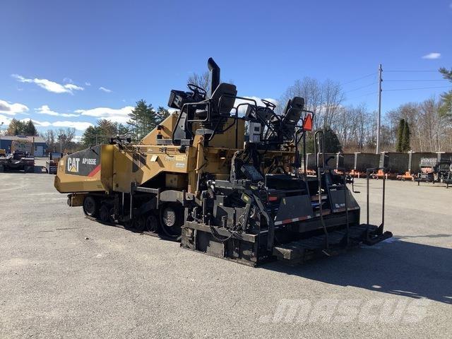 CAT AP1055E Asfaltutleggere