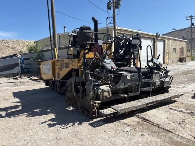 CAT AP1055F Asfaltutleggere
