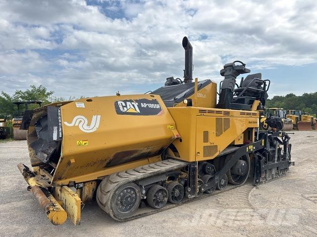 CAT AP1055F Asfaltutleggere
