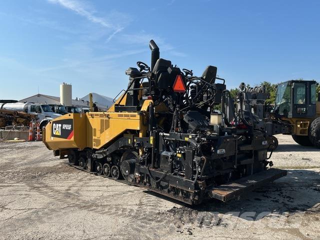 CAT AP655F Asfaltutleggere