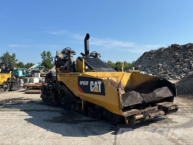 CAT AP655F Asfaltutleggere