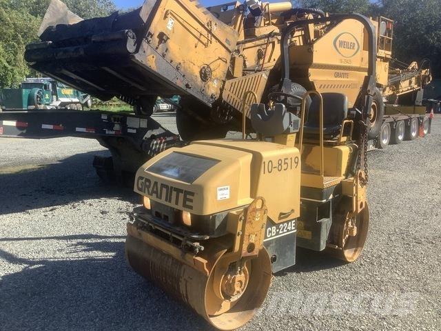 CAT CB-224E Tandem Valser