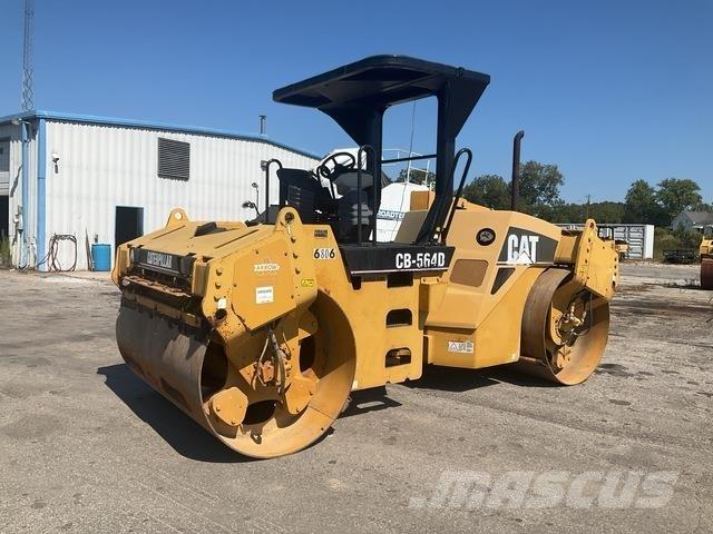 CAT CB-564D Tandem Valser