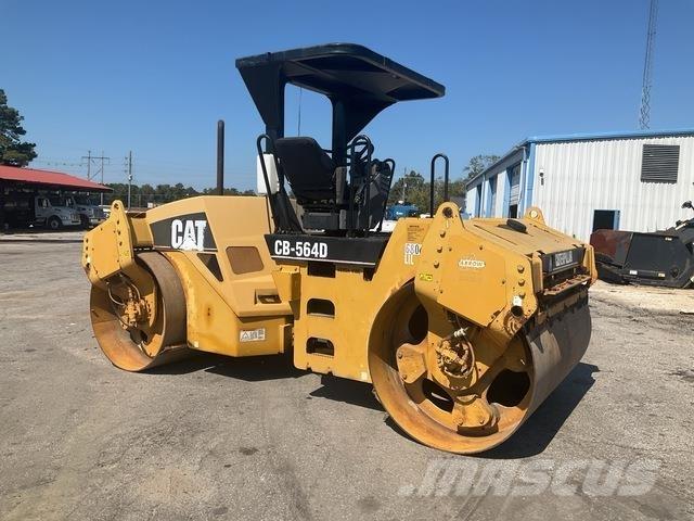 CAT CB-564D Tandem Valser