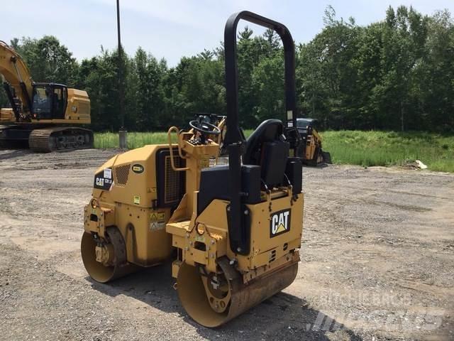 CAT CB1.8 Tandem Valser