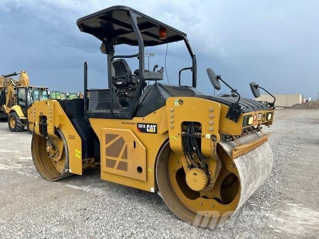 CAT CB10 Tandem Valser