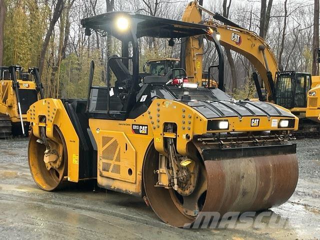 CAT CB13 Tandem Valser