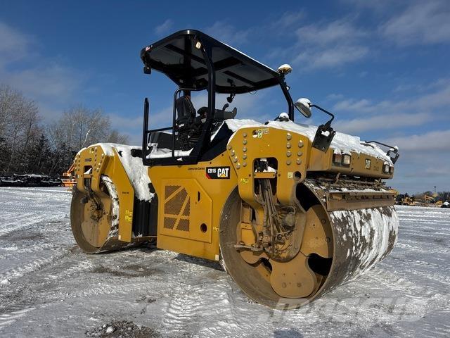 CAT CB16 Tandem Valser