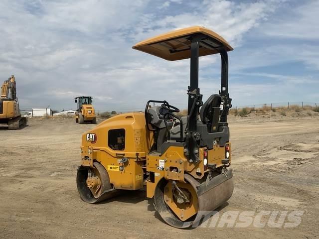 CAT CB2.7GC Tandem Valser