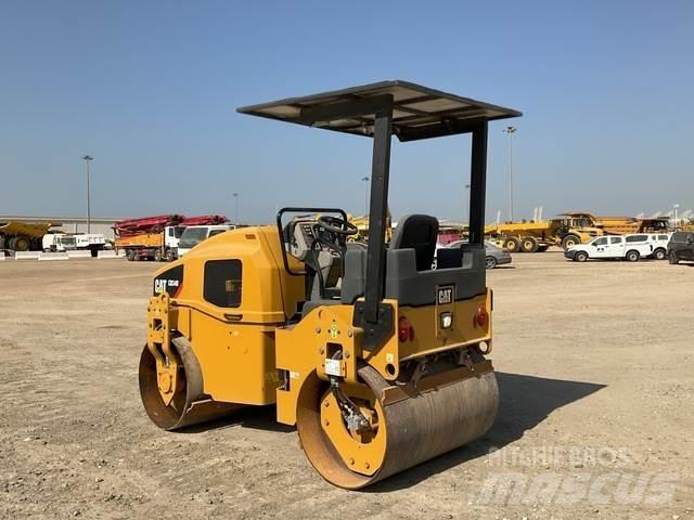 CAT CB34B Tandem Valser