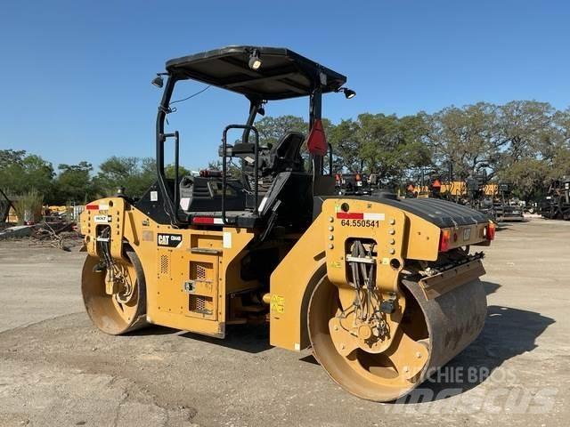 CAT CB44B Tandem Valser