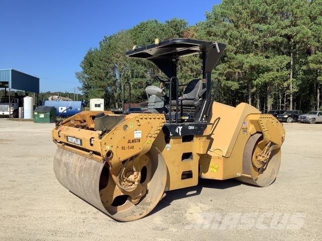 CAT CB54 Tandem Valser