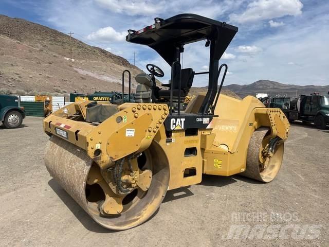 CAT CB64 Tandem Valser