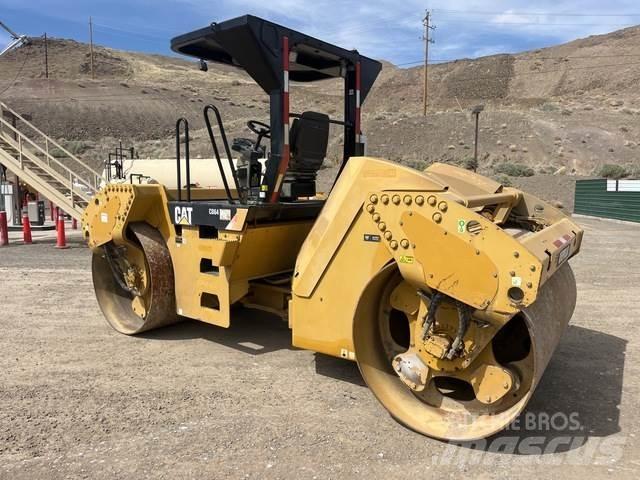 CAT CB64 Tandem Valser