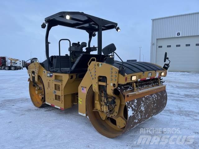 CAT CB64B Tandem Valser