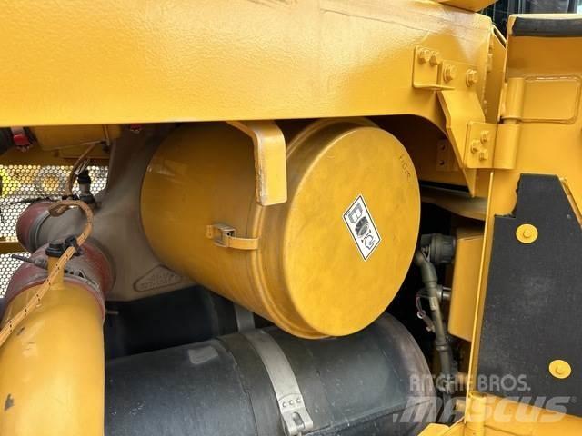 CAT D10T2 Dozere Beltegående