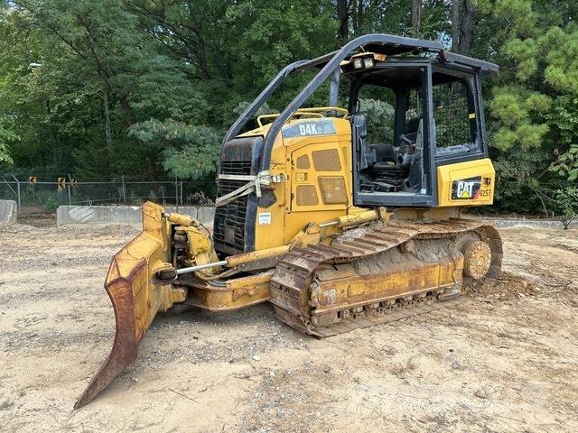 CAT D4K2 XL Dozere Beltegående