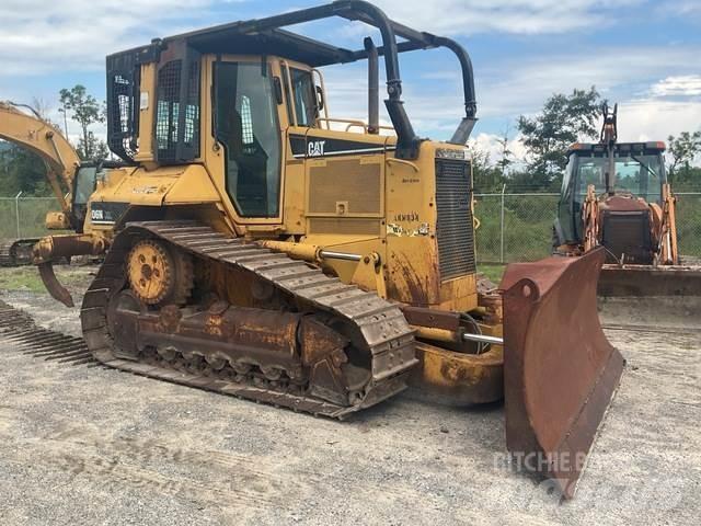 CAT D6N XL Dozere Beltegående