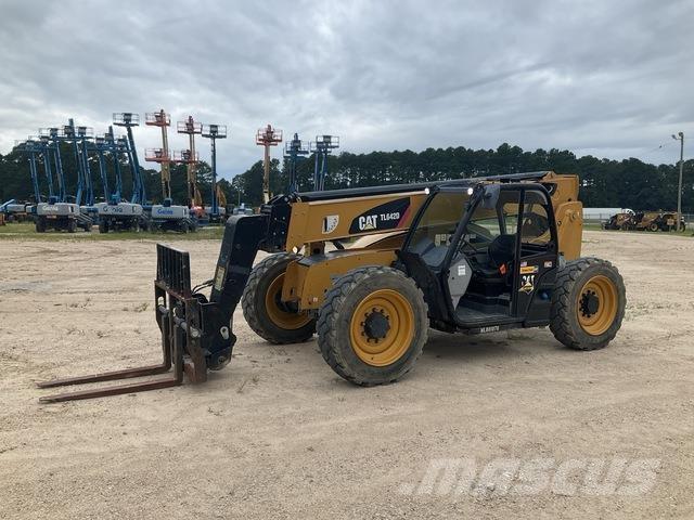 CAT TL642D Teleskoplastere
