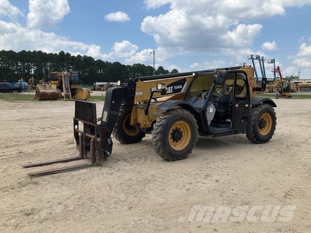 CAT TL642D Teleskoplastere